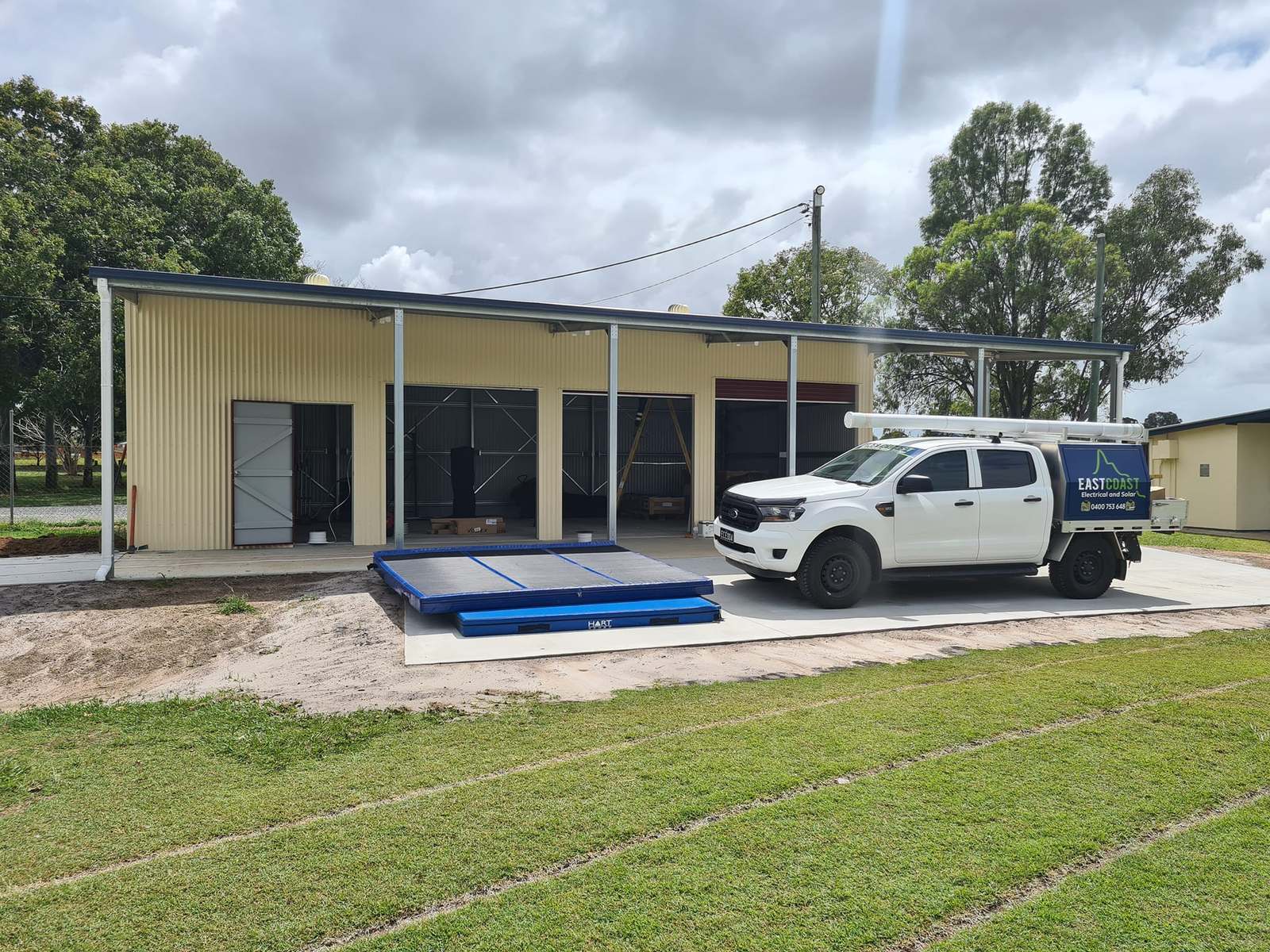 Off-grid solar system installation